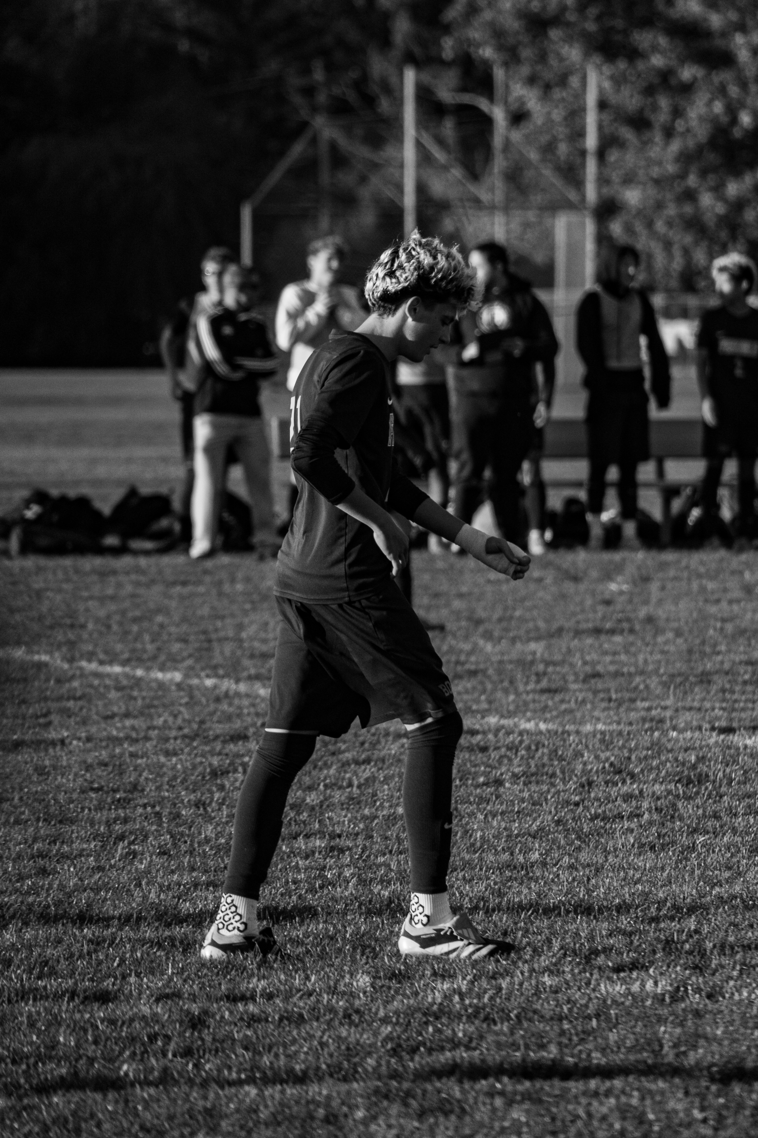 <p>Amanda Anisimova returns a shot against Taylor Townsend during day 3 of the Miami Open at Crandon Park Tennis Center on March 22, 2017 in Key Biscayne, Florida.</p>